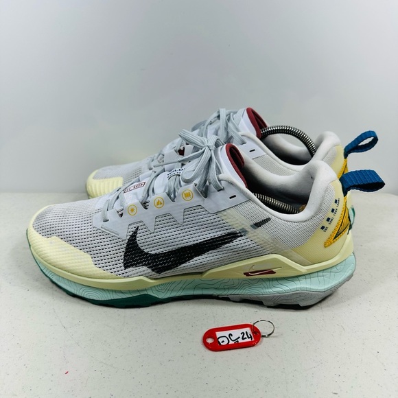 Nike Wildhorse 8 White/Gold Running Shoes DR2686-101 Men's Size 12